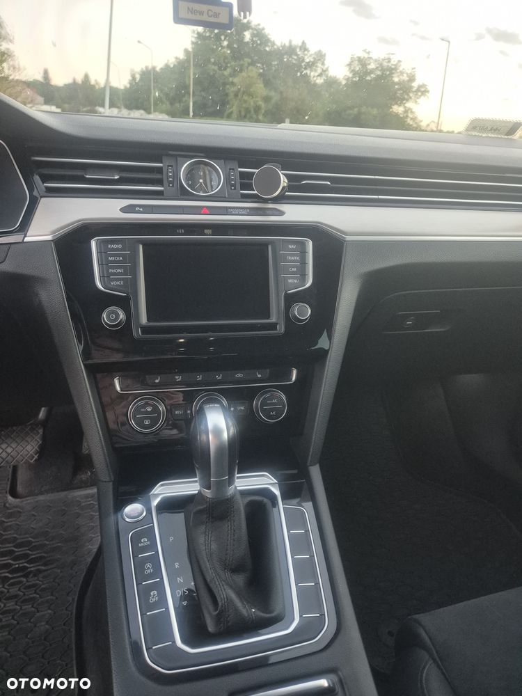 Volkswagen Passat 2.0 TSI BMT Highline DSG - 11