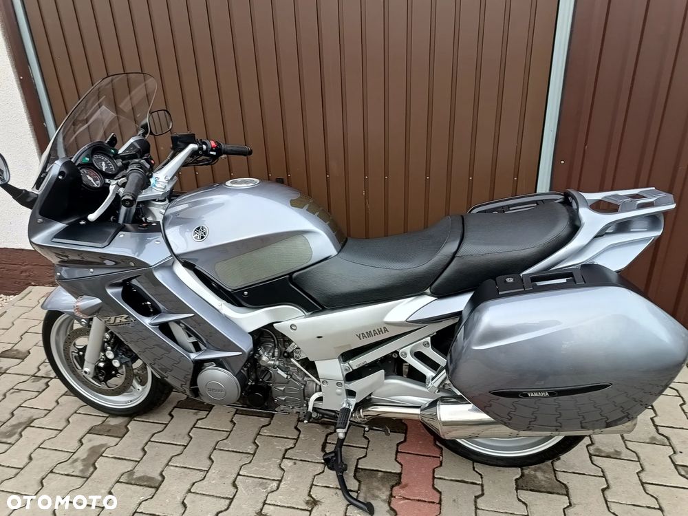 Yamaha FJR - 22