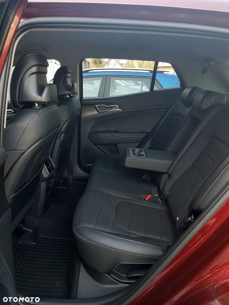 Kia Sportage 1.6 T-GDI HEV Anniversary 2WD - 29