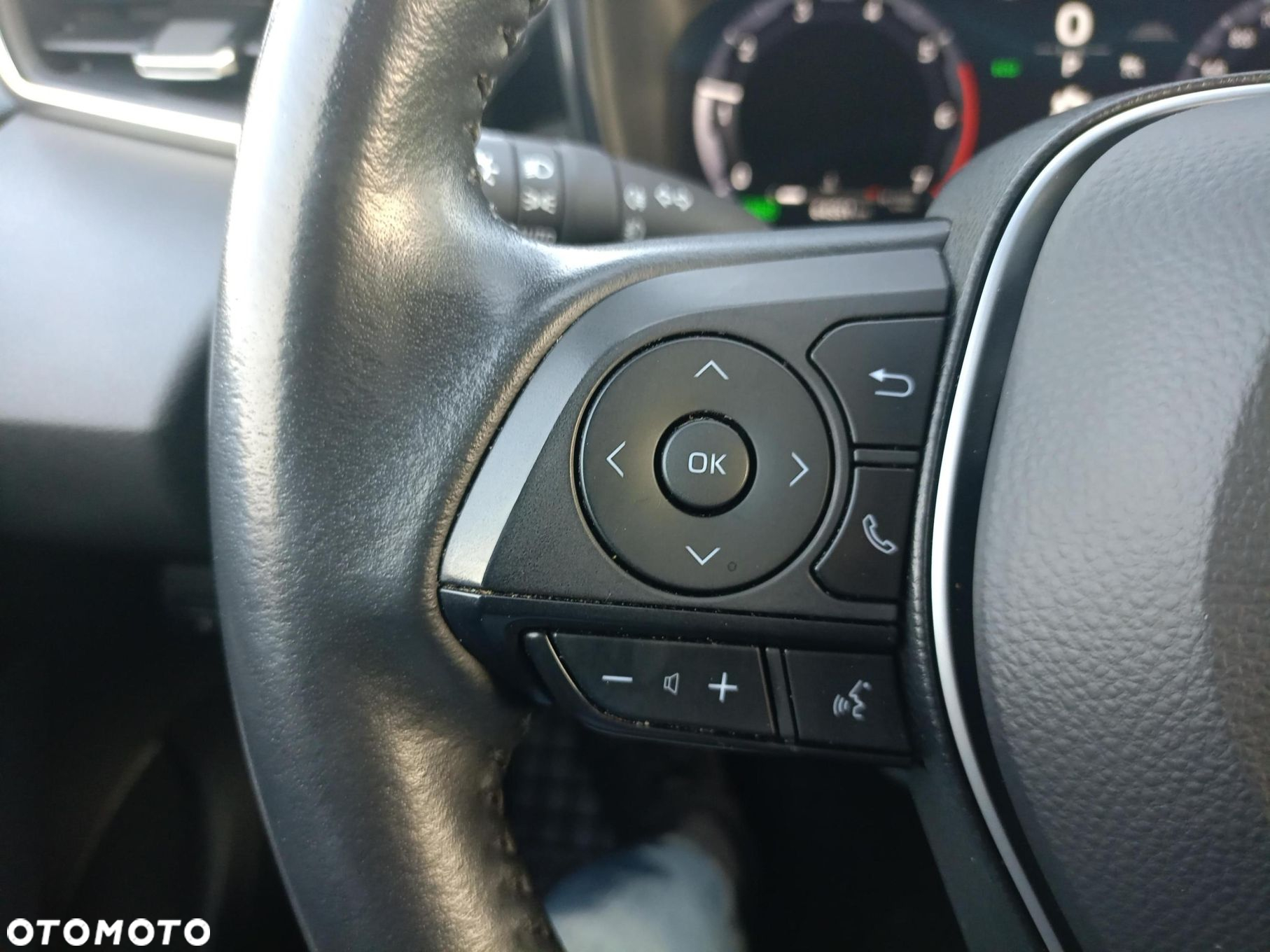 Toyota Corolla - 13