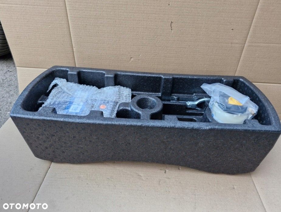 Wkład koła zapasowego zestaw naprawczy styropian Opel Meriva B II LIFT - 2