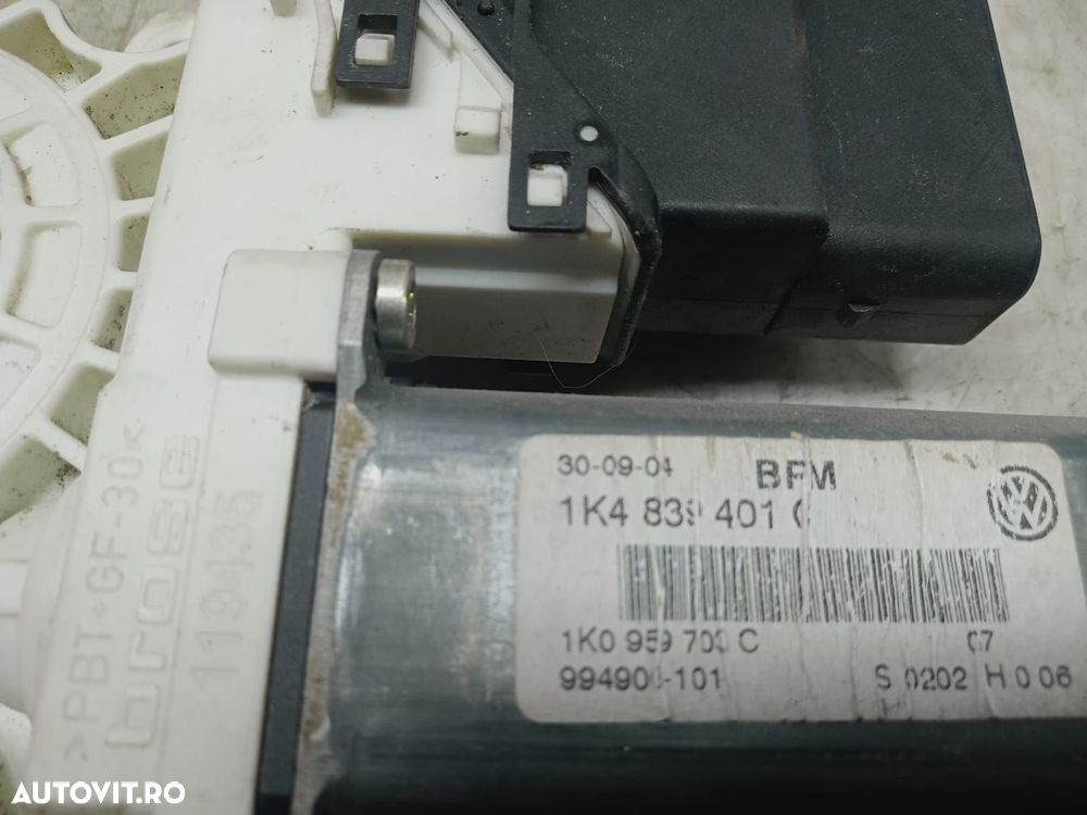 Motoras geam stanga spate 1K4839401C Audi A3 8P [2003 - 2005] - 3
