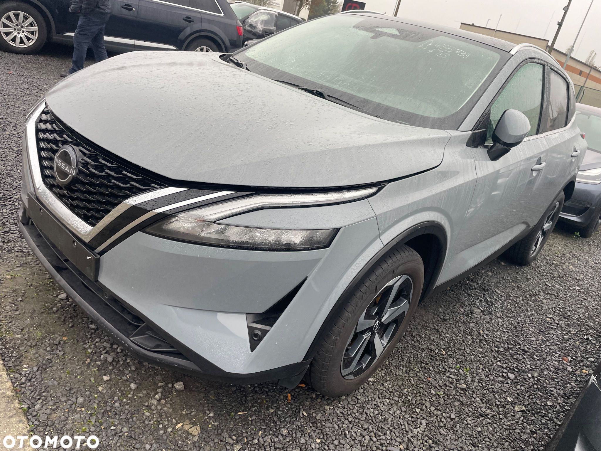Nissan Qashqai 1.3 DIG-T MHEV Premiere Edition - 1