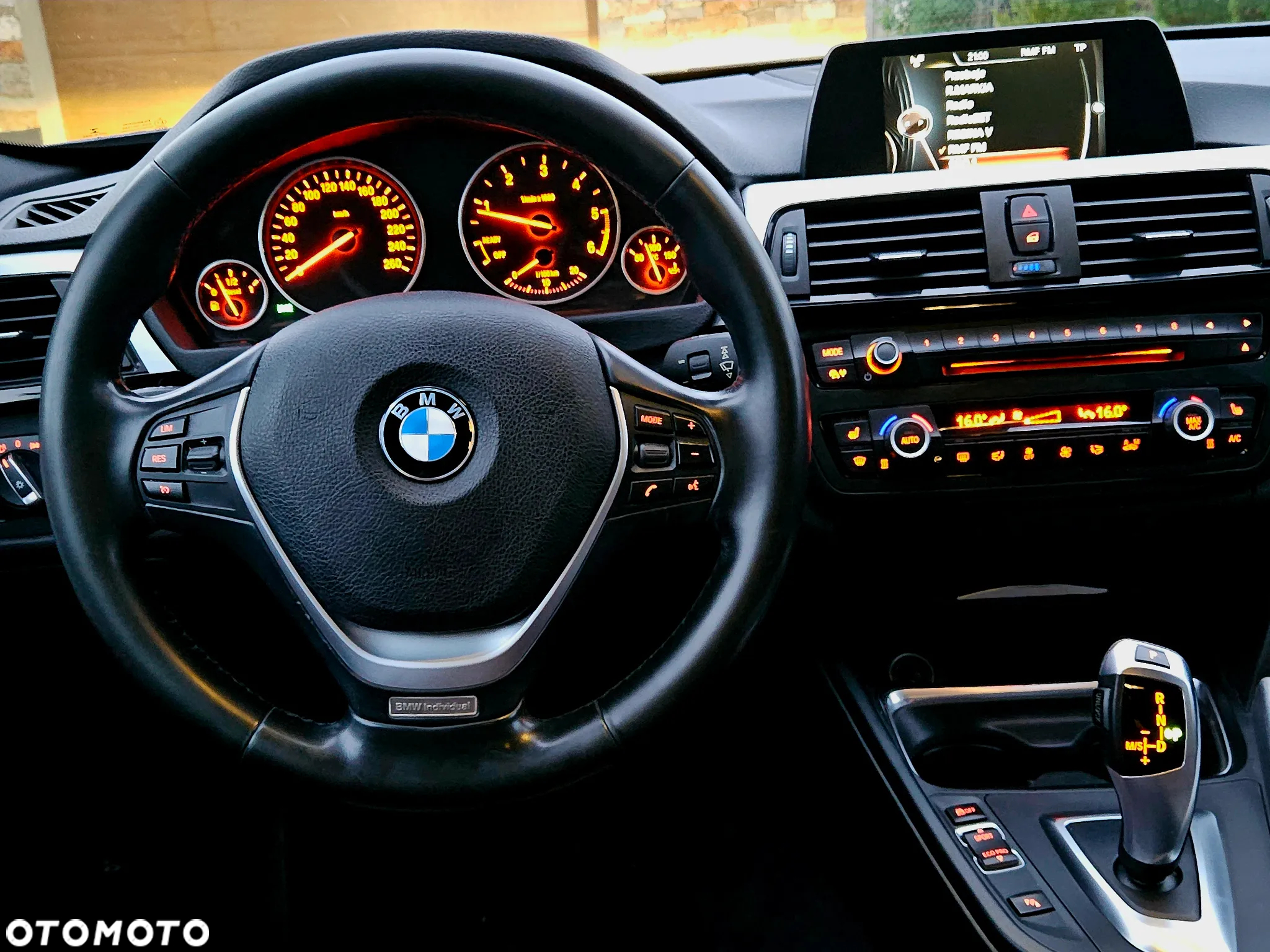 BMW Seria 3 - 25