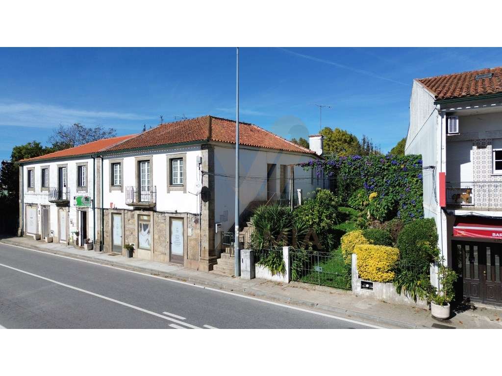 Moradia T4 c/ Espaço Comercial e Terreno | Lanheses - Viana do Castelo - Grande imagem: 4/50