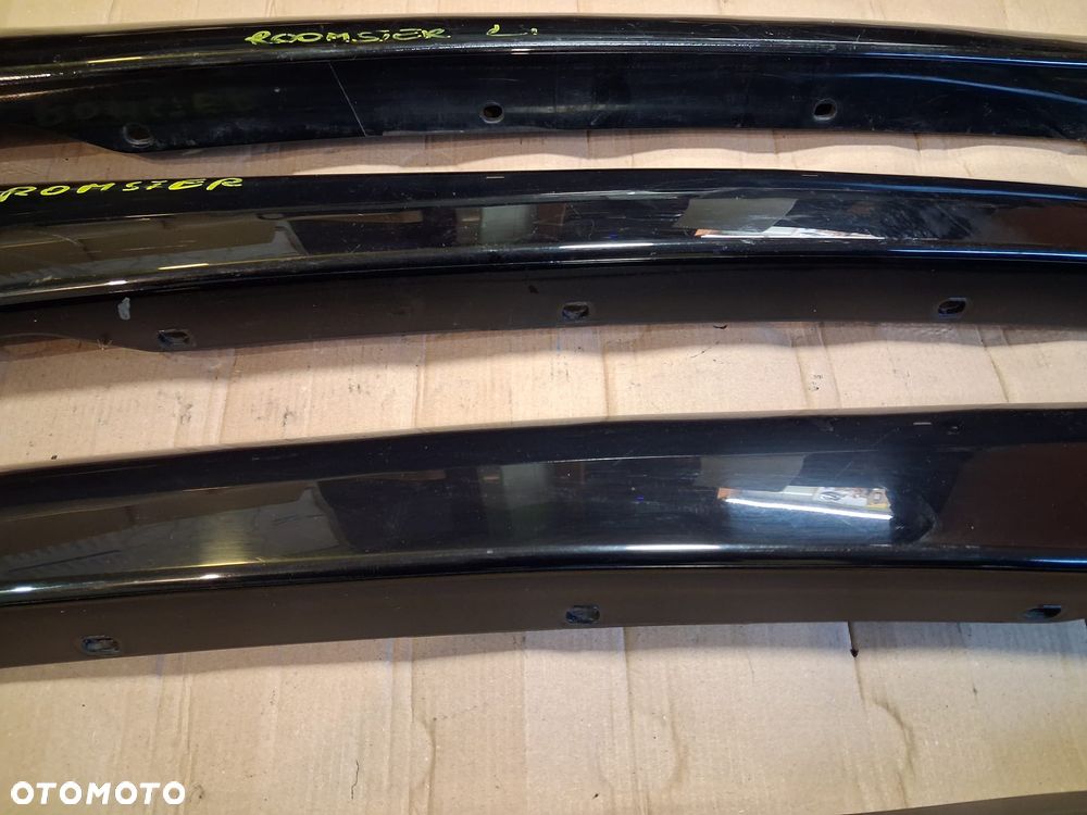 Osłona słupka SKODA FABIA II ROOMSTER OE prawa lewa czarna OE - 6