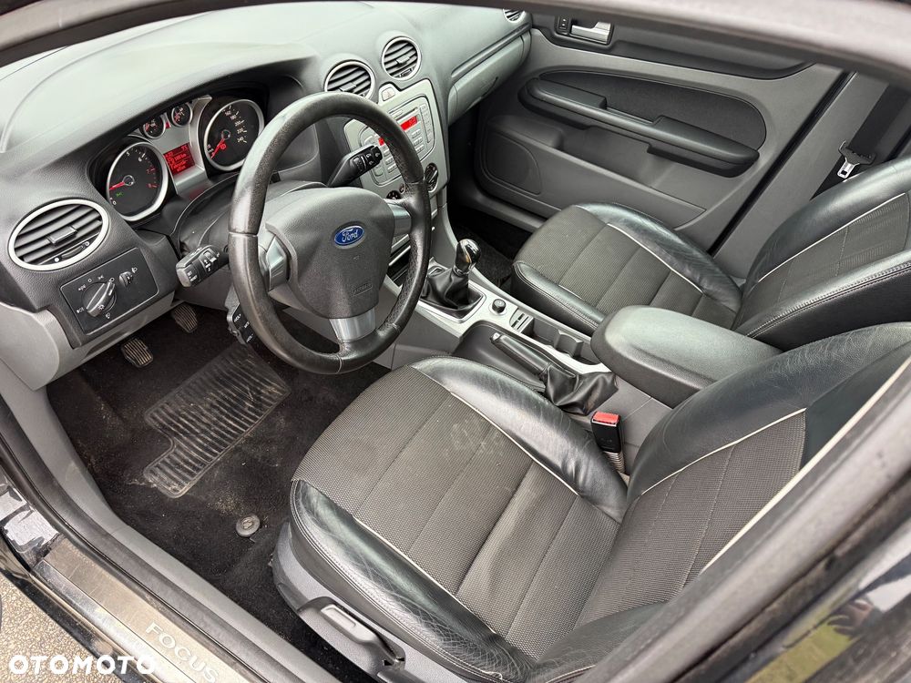 Ford Focus 1.6 Platinium X - 14