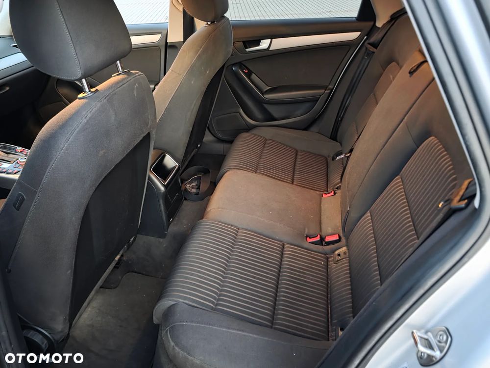 Audi A4 Avant - 9