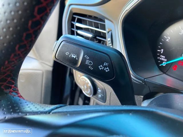 Ford Focus SW 1.0 EcoBoost Hybrid ST-LINE - 20