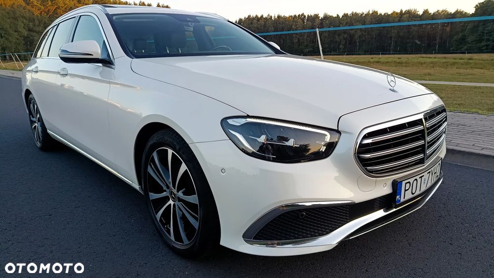 Mercedes-Benz Klasa E 220 d 9G-TRONIC - 38