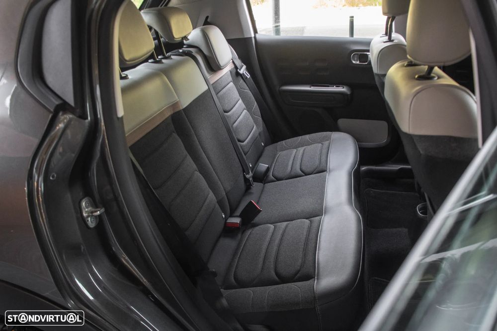 Citroën C3 1.2 PureTech Shine - 22