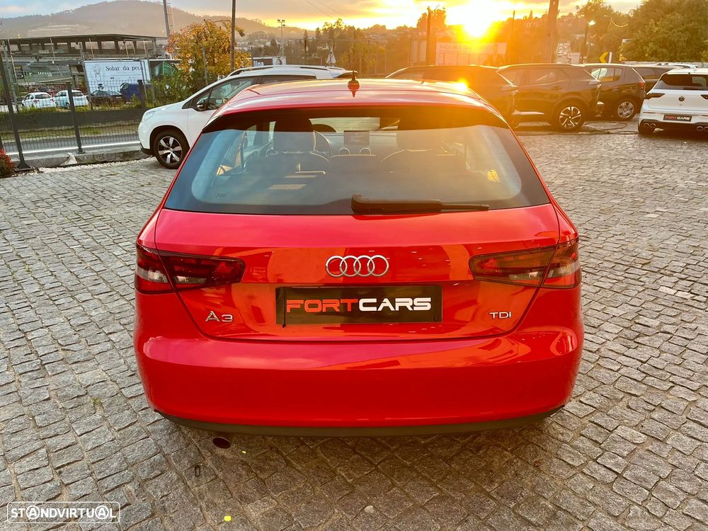 Audi A3 1.6 TDI S tronic - 10