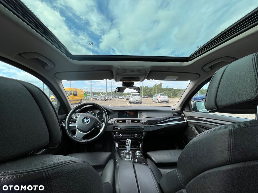 BMW Seria 5 530d xDrive - 5