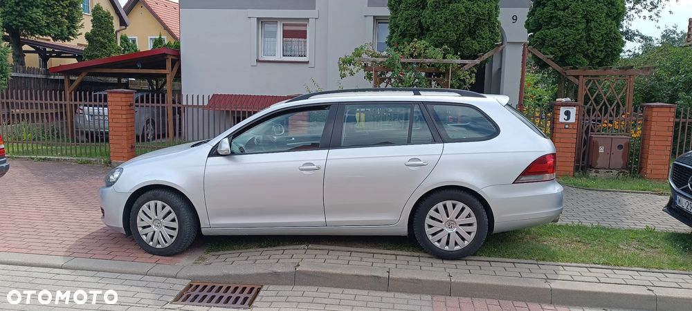 Volkswagen Golf 1.6 TDI DPF move - 1