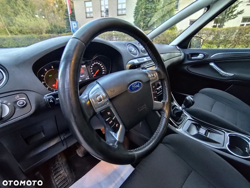 Ford S-Max 2.0 TDCi Titanium - 26
