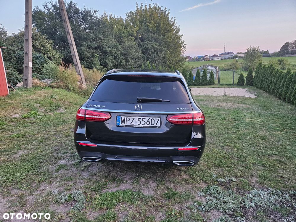 Mercedes-Benz Klasa E 300 de 4Matic 9G-TRONIC Avantgarde - 6