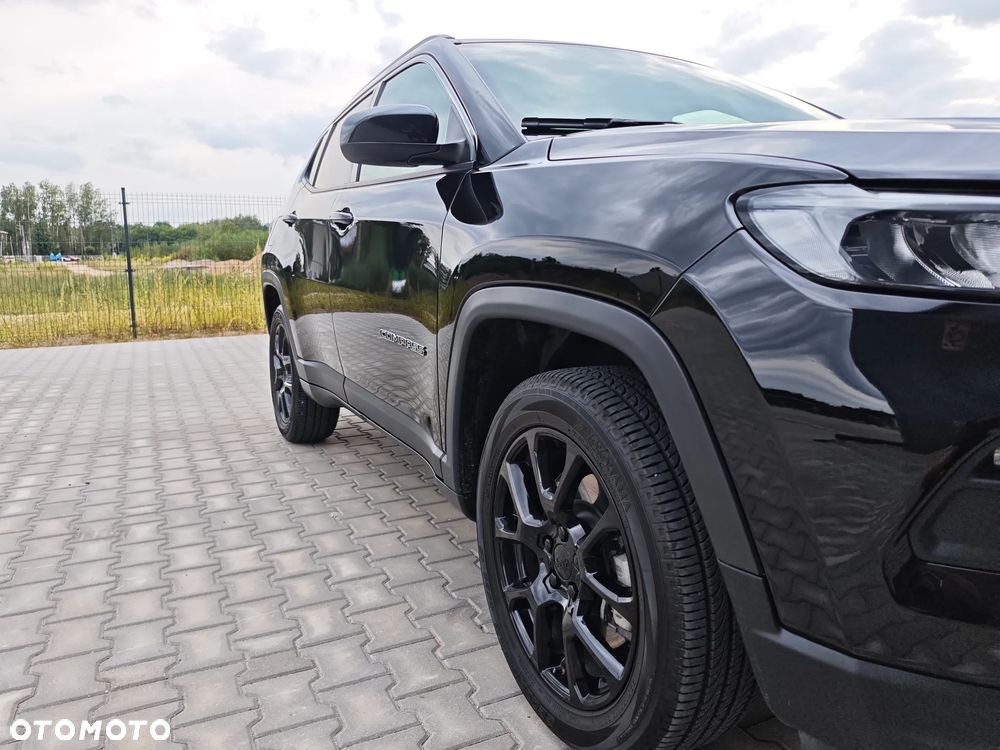 Jeep Compass - 24