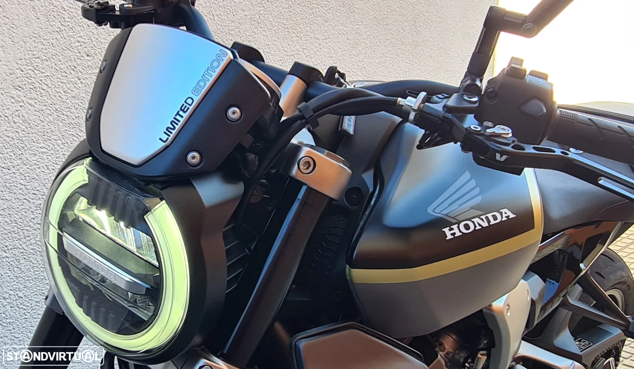 Honda CB 1000 R Limited Edition - 12