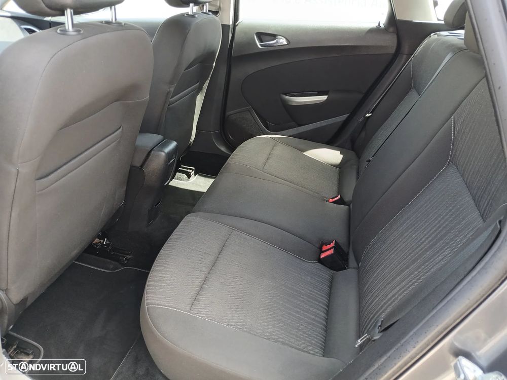 Opel Astra Sports Tourer 1.7 CDTi Enjoy - 17