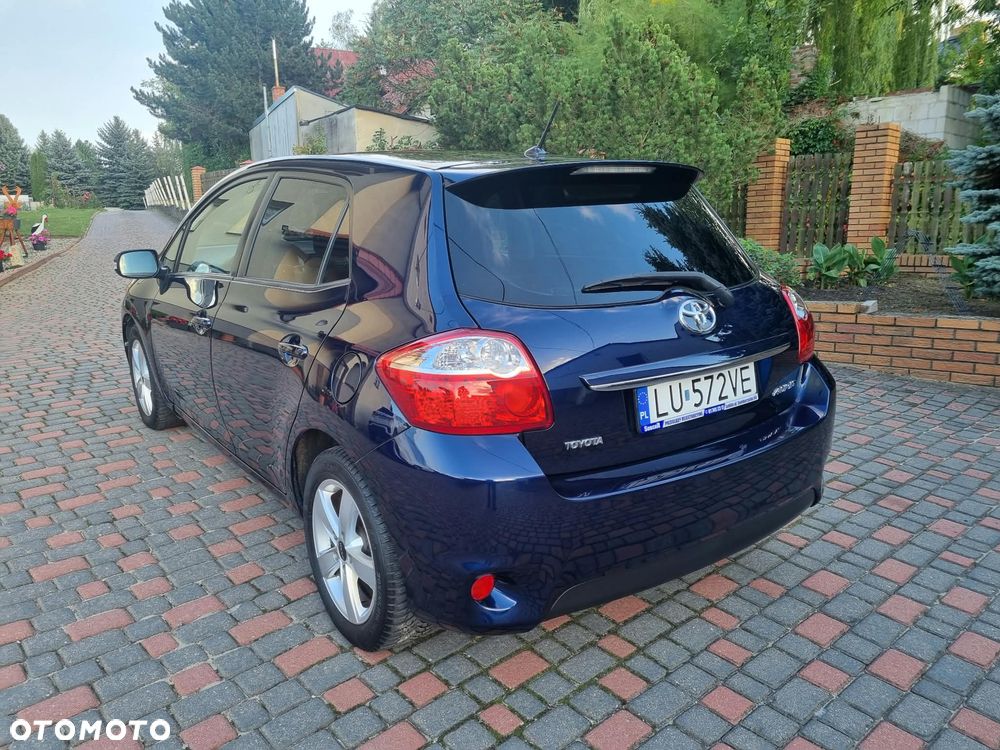 Toyota Auris 2010