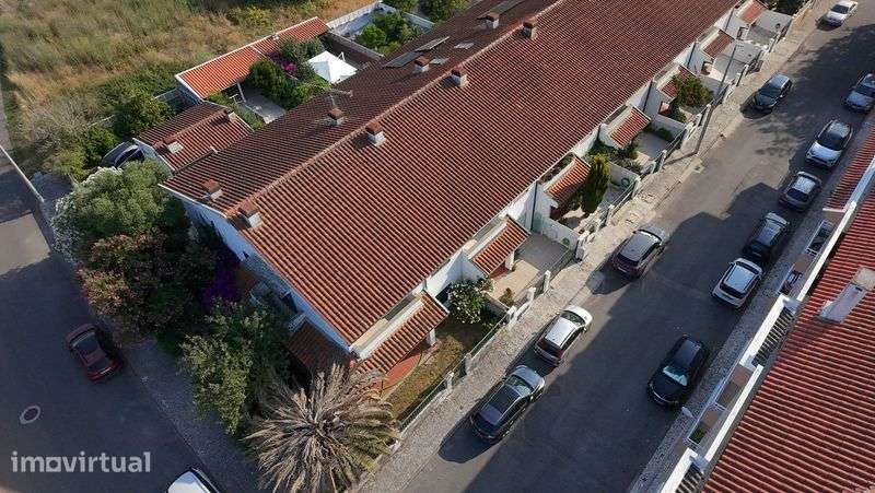 Moradia T4 à venda em Ovar, S. João, Arada e S. Vicente de Pereira Jusã, €385.000