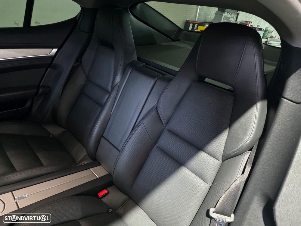 Porsche Panamera S Hybrid - 15