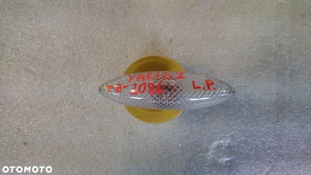 REFLEKTORY LEWE PRAWE TOYOTA MIGACZE HALOGENY LAMPA DO TABLICY - 17
