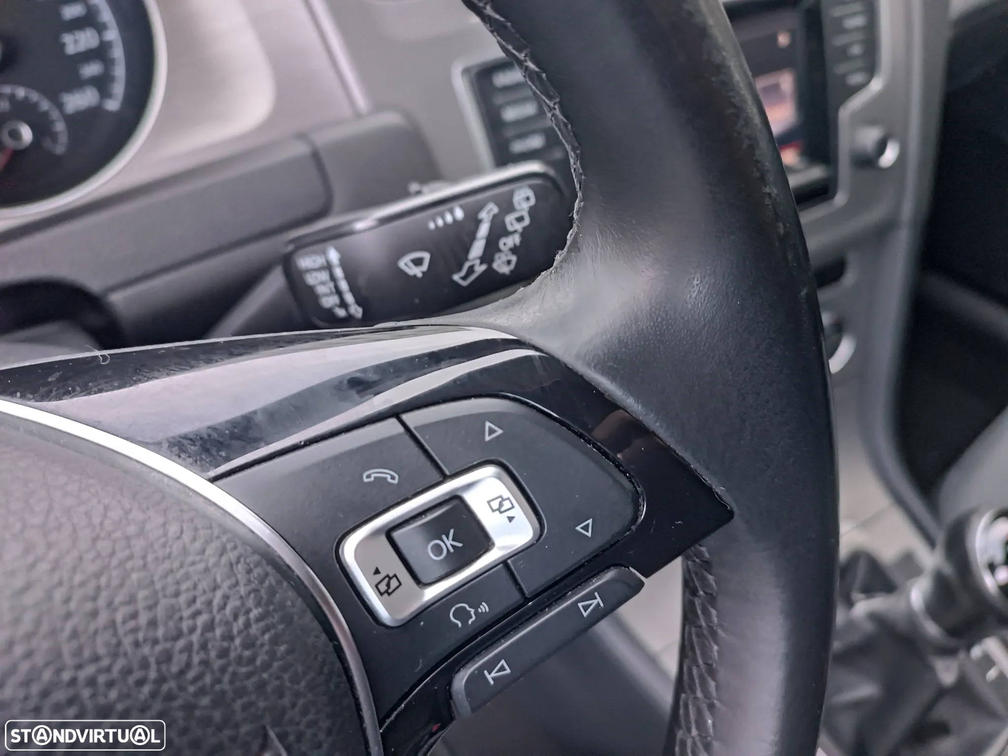 VW Golf Variant 1.6 TDi BlueMotion Confortline - 19