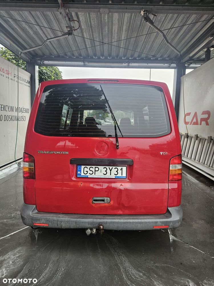 Volkswagen Transporter - 4