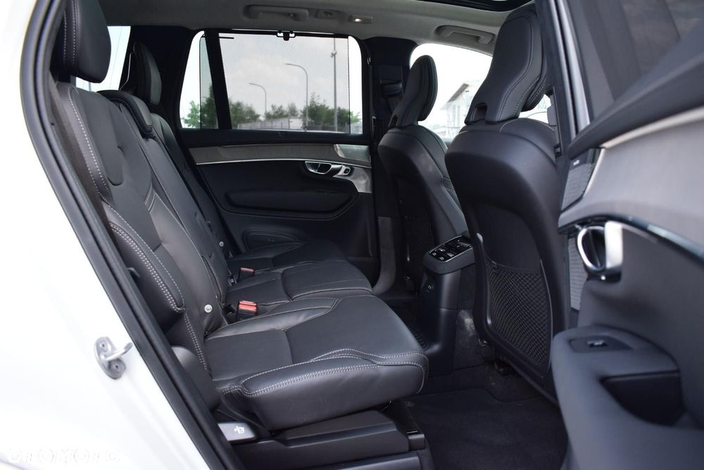 Volvo XC 90 - 27