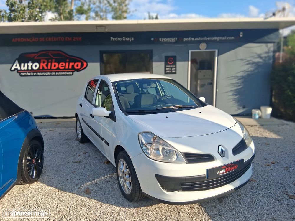Renault Clio 1.5 dCi Confort - 6