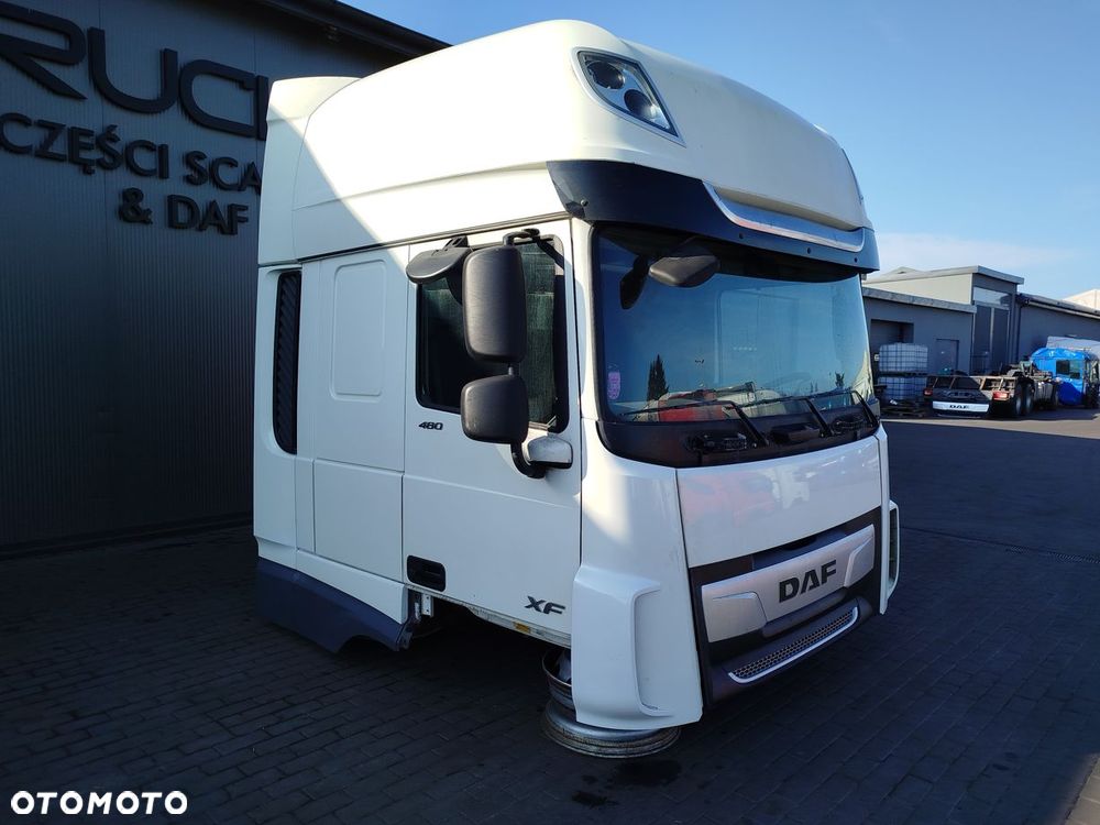 KABINA DAF XF 106 LIFT - 2