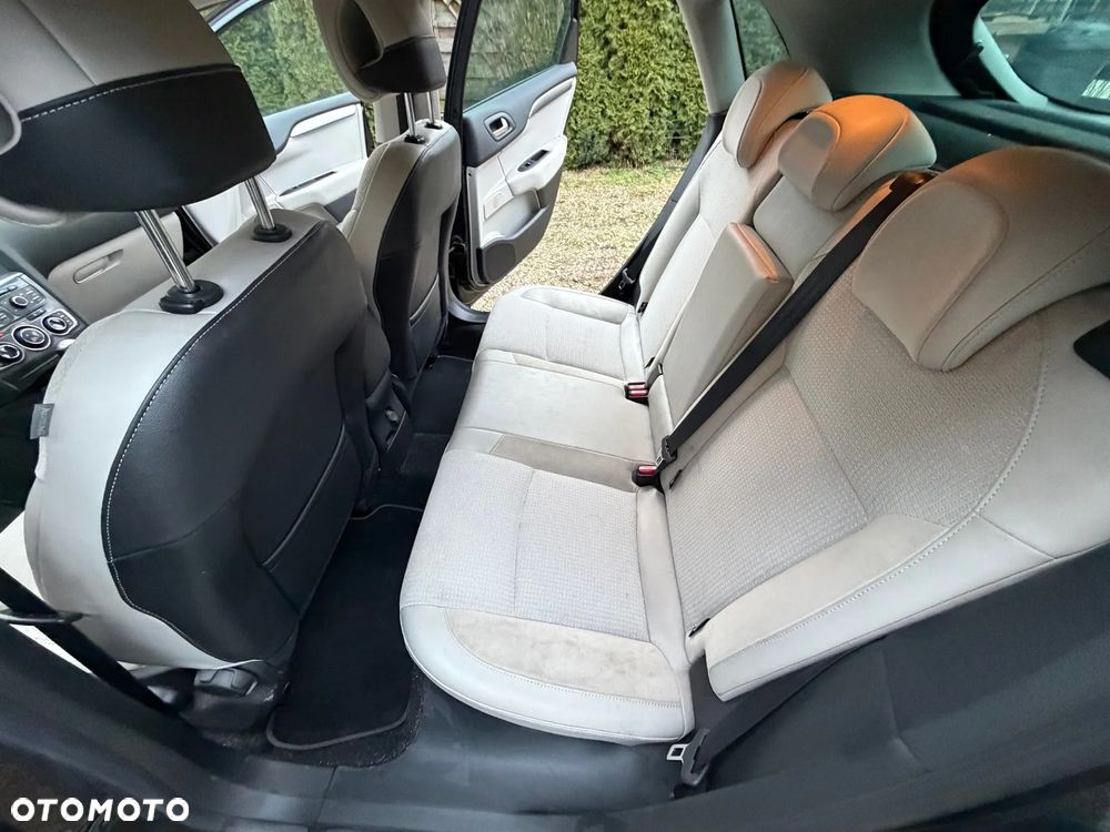Citroën C4 1.6 VTi Exclusive - 4