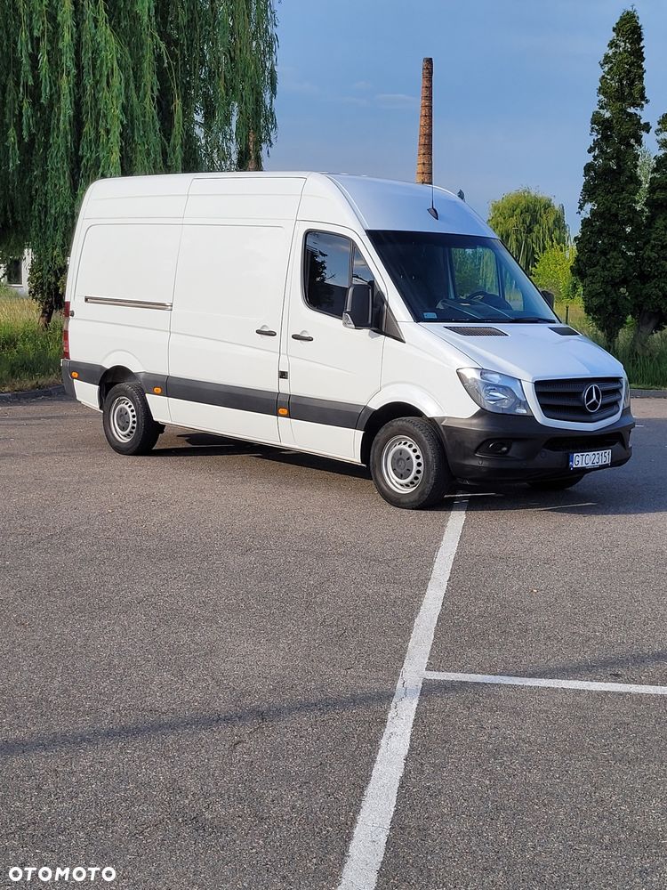 Mercedes-Benz Sprinter - 10