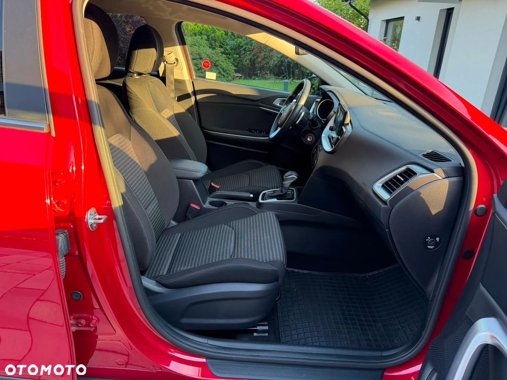 Kia XCeed 1.5 T-GDI Business Line DCT - 15