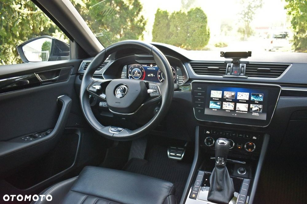 Skoda Superb 2.0 TSI 4x4 L&K DSG - 19