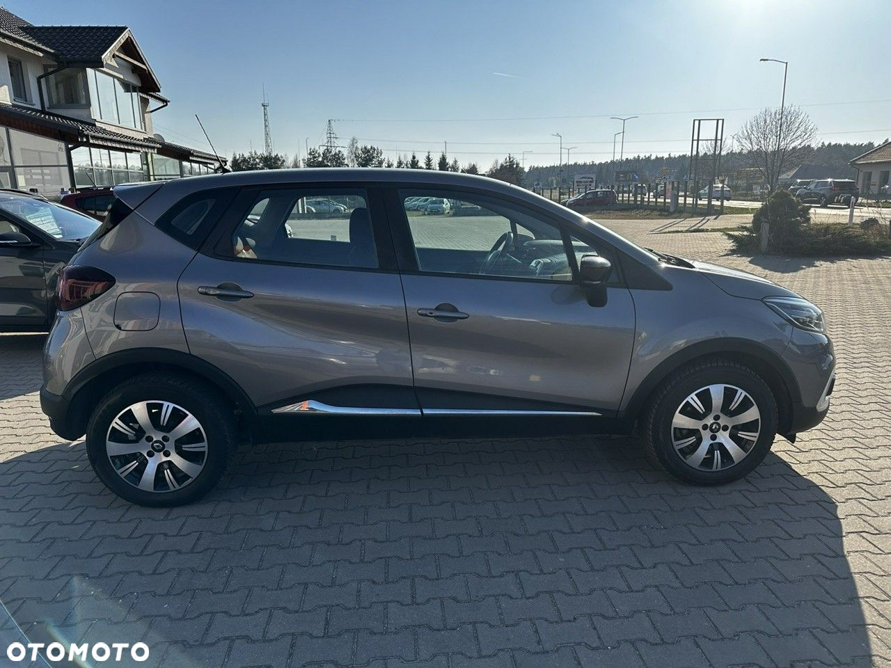 Renault Captur - 9