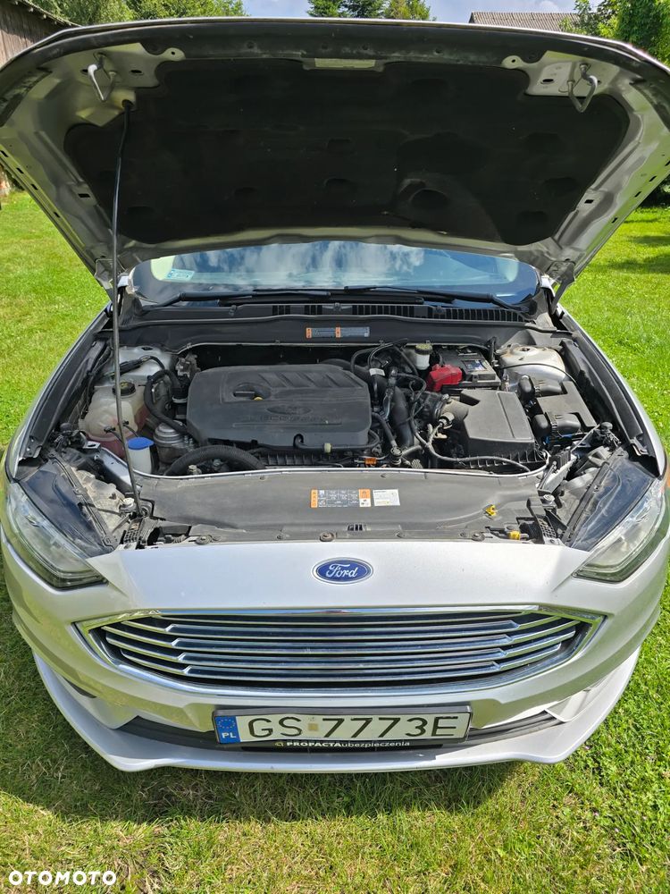 Ford Fusion - 7