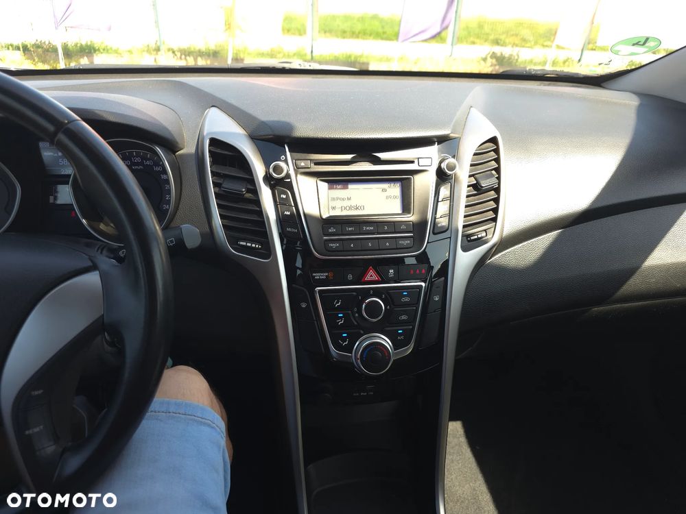 Hyundai i30 blue 1.4 Classic - 21