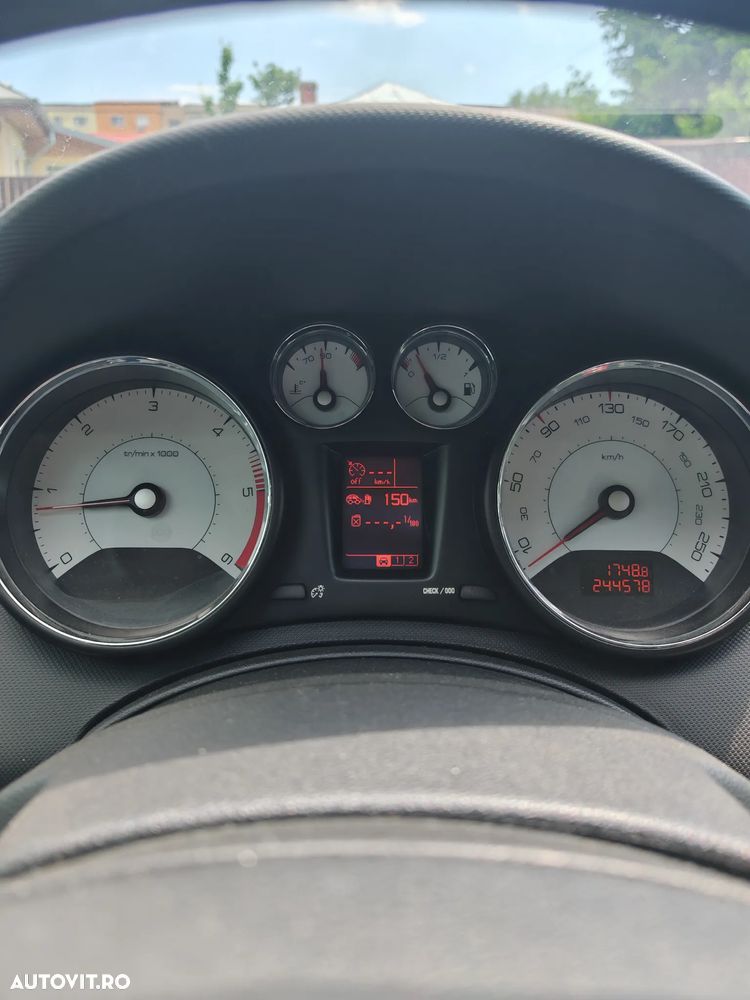 Peugeot 308 1.6 HDI FAP Acces - 4