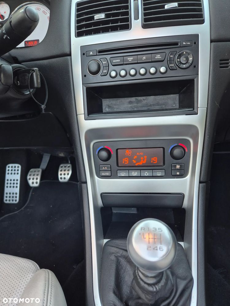 Peugeot 307 CC - 11