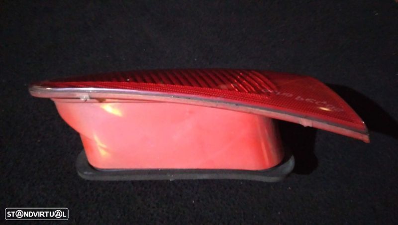 Farolim Stop Esquerdo Mala Alfa Romeo 147 (937_) - 4