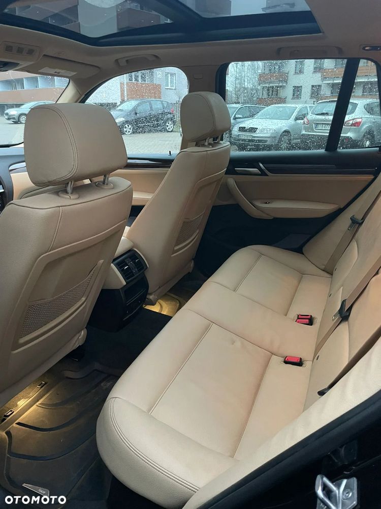 BMW X3 xDrive28i xLine - 15