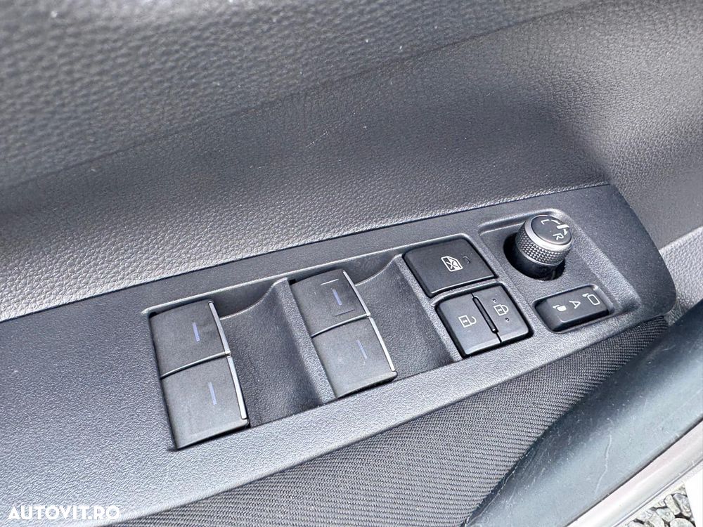Toyota Corolla 1.8 HSD Dynamic - 15