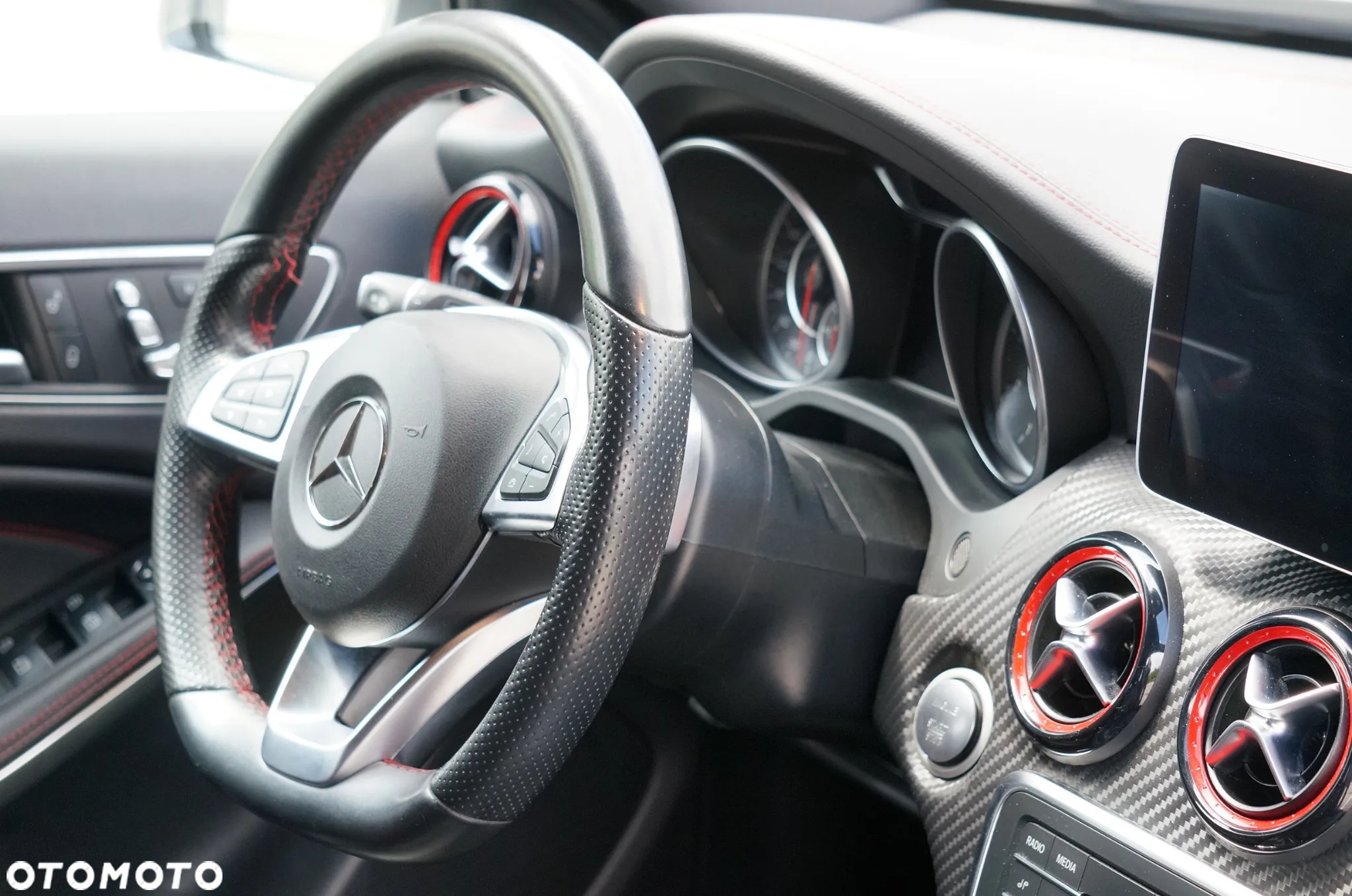Mercedes-Benz Klasa A AMG 45 4-Matic - 21