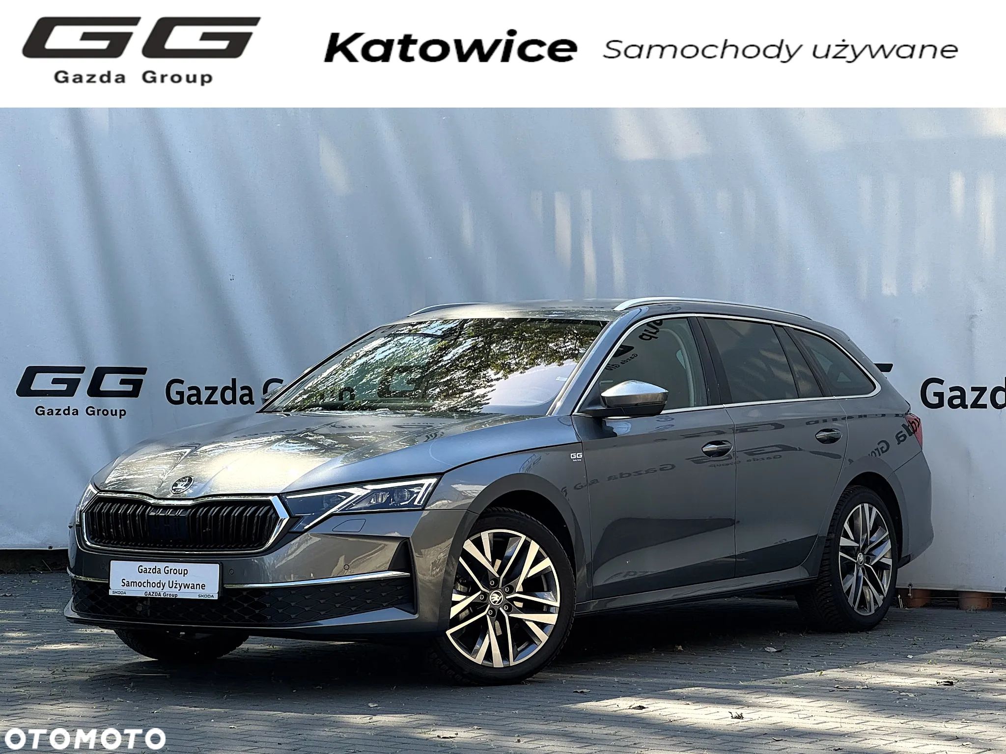 Skoda Octavia Combi 2.0 TDI DSG Selection - 1