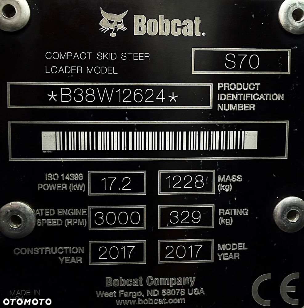 Bobcat S70 Mini-ładowarka 4x4 wózek terenowy. Łyżka! Wyjścia Hydrauliczne pod urządzenia z przodu! 2018 rok prod. 564 MTG. aktualne serwisy DEKRA. Dokumentacja. silnik Kubota 3cyl. Maszyna Jak Nowa z Salonu! Pochodzi z Norweskiego Gospodarstwa! Zero luzów i wycieków. Bardzo mocna i wydajna maszyna o małych gabarytach! Wąska miesci się do najbardziej trudno dostępnych miejsc! Idealna do stajni. OKAZJA TANIO. Szybki i zwinny sprzęt potężna moc - 12