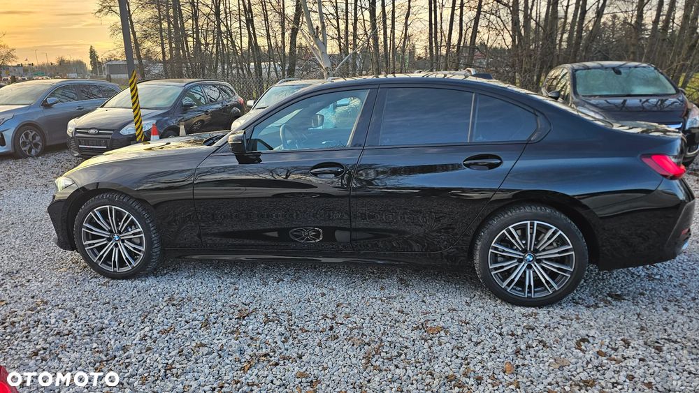 BMW Seria 3 330d xDrive Advantage sport - 3