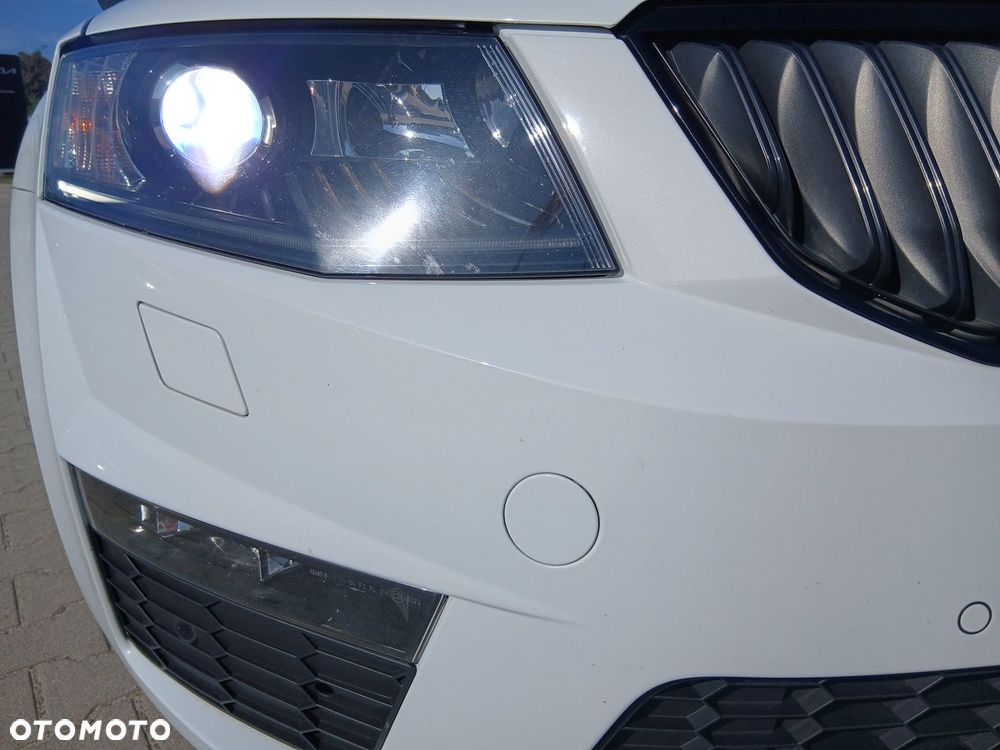 Skoda Octavia 2.0 TSI DSG RS 230 - 10
