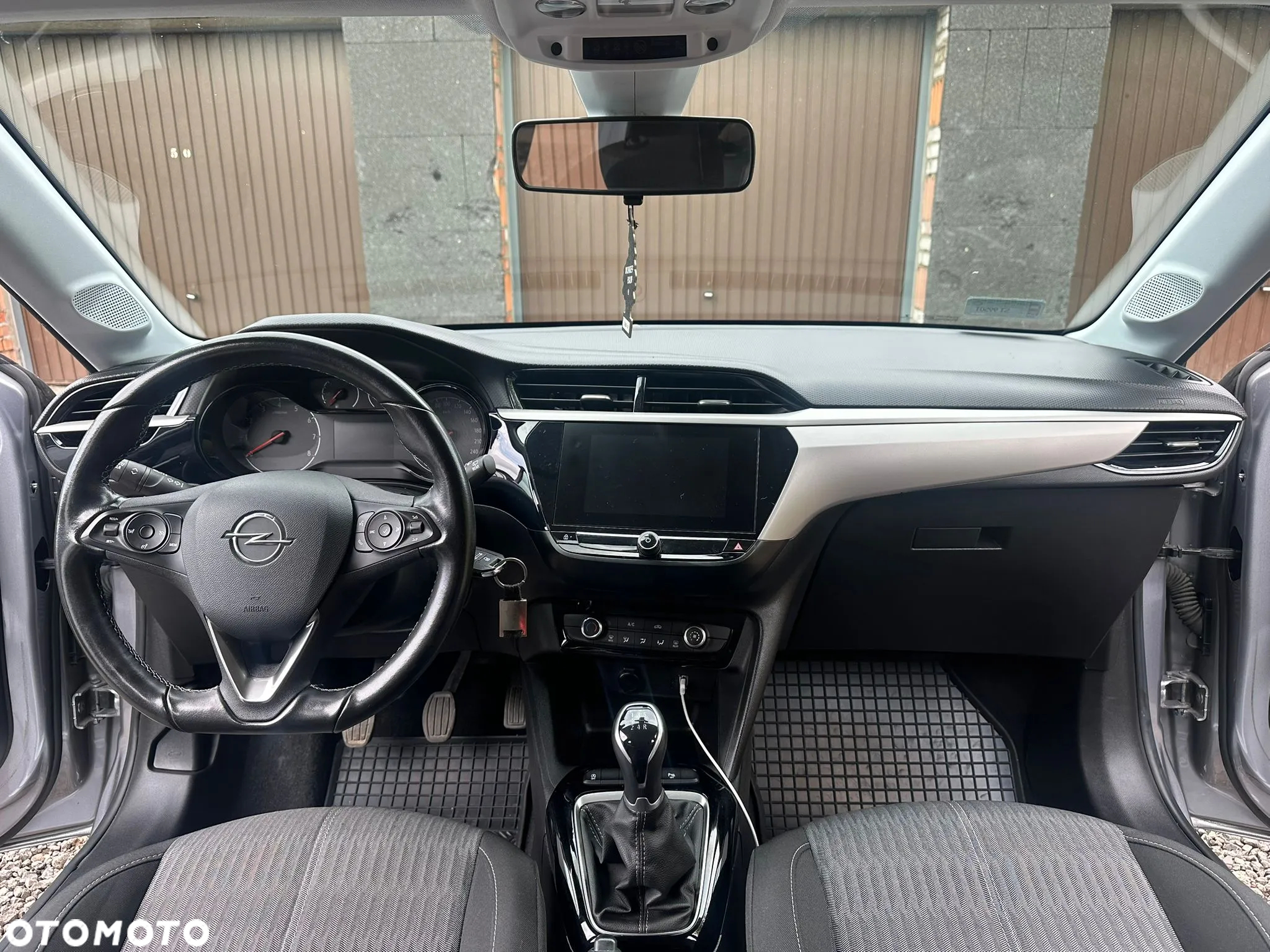 Opel Corsa 1.2 Edition S&S - 9